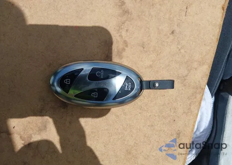 2024 Hyundai Elantra Limited z USA, uszkodzony, nr VIN KMHLP4DG2RU778745